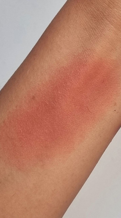 رژگونه-کالباسی تیره | ساهارا لاین